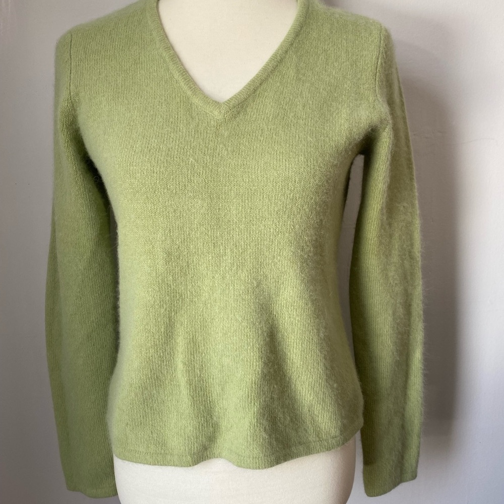 Soft and cozy Sarah Spencer Light Green V-Neck Sweater